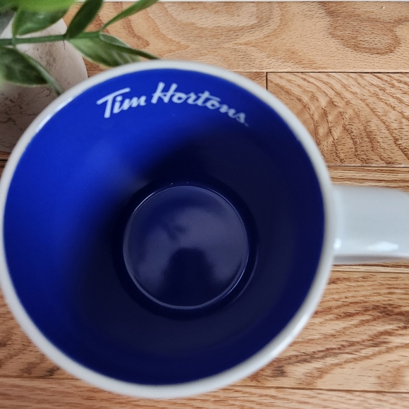 Tim Hortons 2018 Blue Skis and Mountains Collectible Mug - Picture 3 of 7